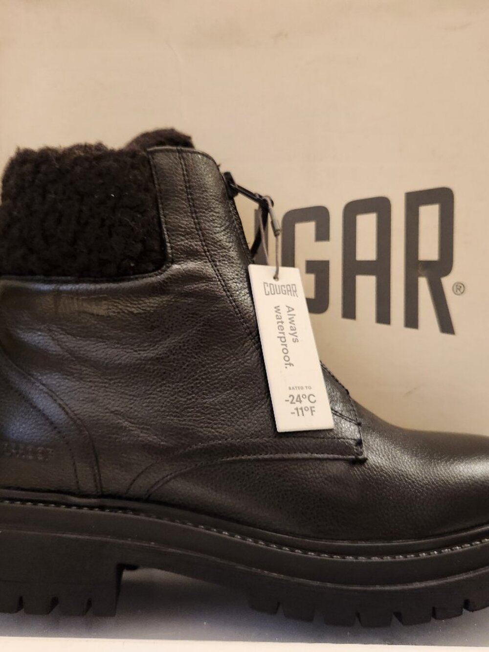 Cougar Black Leather "Vow" Boots. NIB. Size EU 38/US 8.